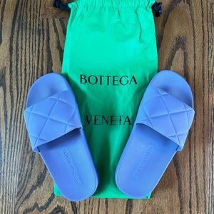 Bottega Veneta Intrecciato Weave Rubber Slide